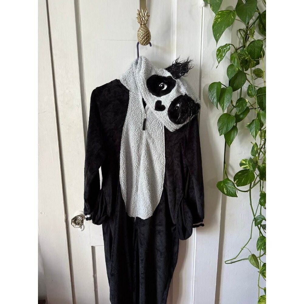 Secret treasures women’s size large panda onesie outfit